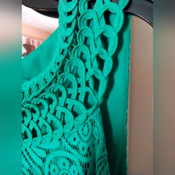 Jessica Howard,Elegant Green Sleeveless Dress - Picture 3 of 5